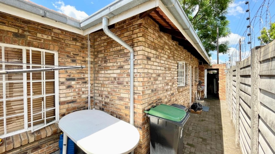 4 Bedroom Property for Sale in Protea Park North West